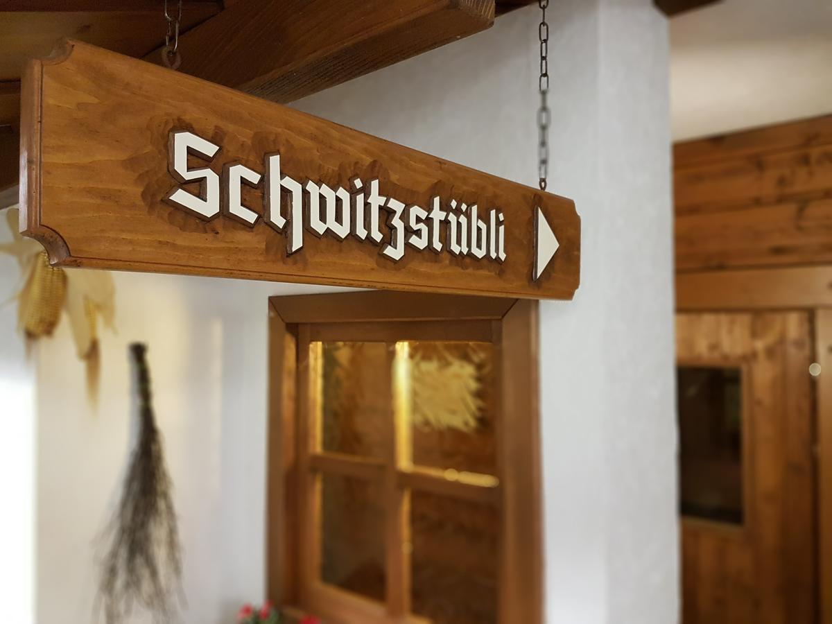 Hotel Landhaus Sonnenhof Todtnau Bagian luar foto
