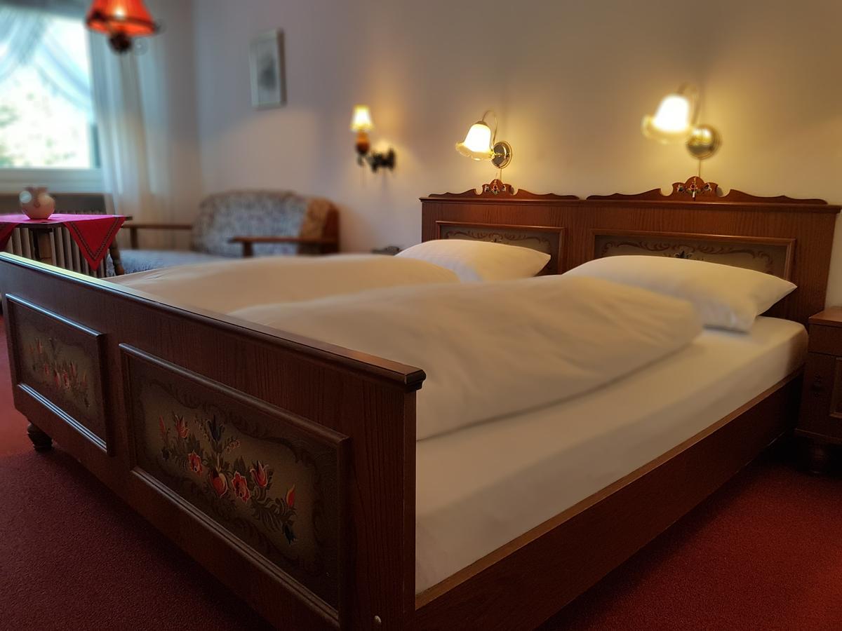 Hotel Landhaus Sonnenhof Todtnau Bagian luar foto